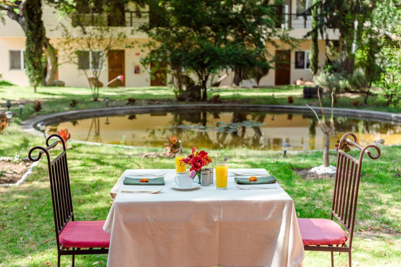 Lila Hotel Atotonilco  エクステリア 写真