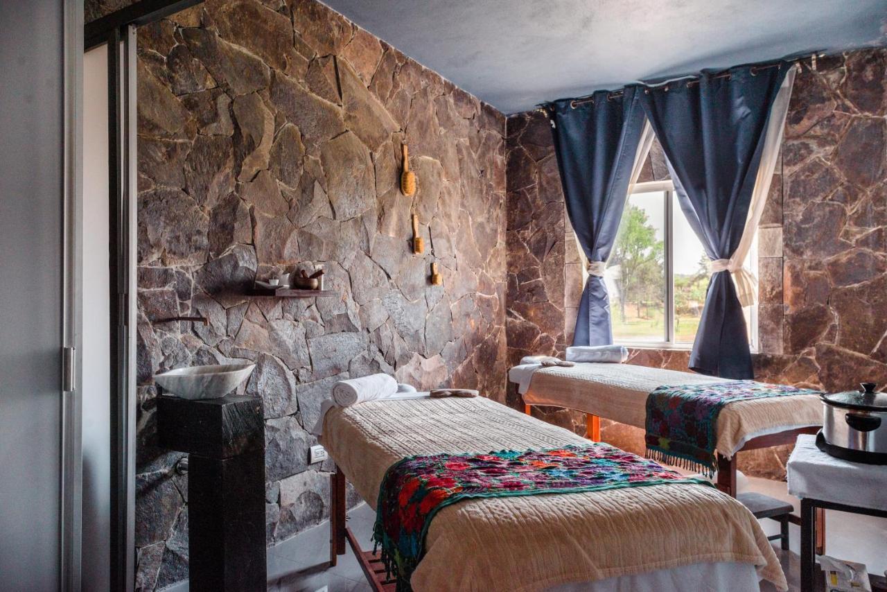 Lila Hotel Atotonilco  エクステリア 写真